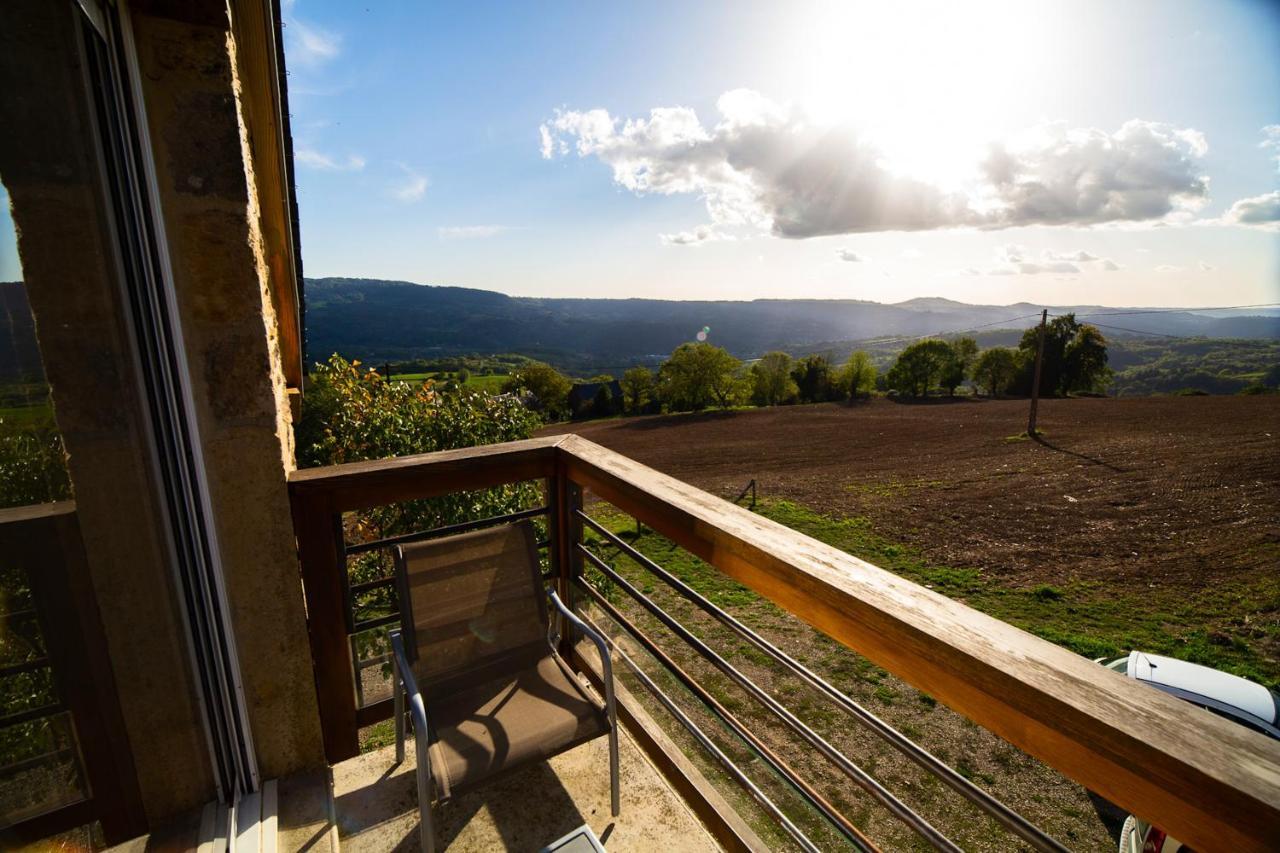 Appartement Charmant A Saint Come D'Olt Vue Montagne 80 M² Balconc ภายนอก รูปภาพ